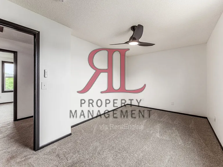 5932 Waterview Dr — Photo 26