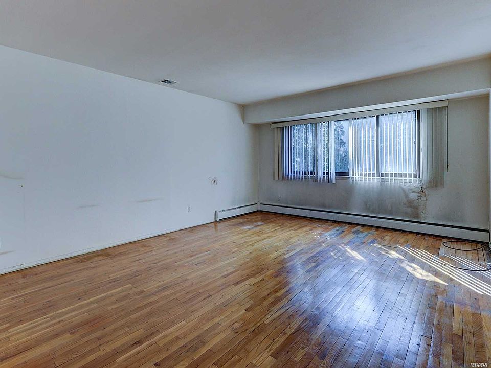 10 Strully Dr Massapequa Park, NY, 11762 Apartments for Rent Zillow