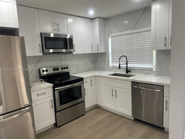 3020 NW 203rd Ln #3020, Miami Gardens, FL 33056