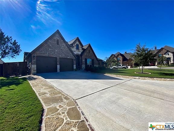 2nd image of 2633 Malboona Mews Dr