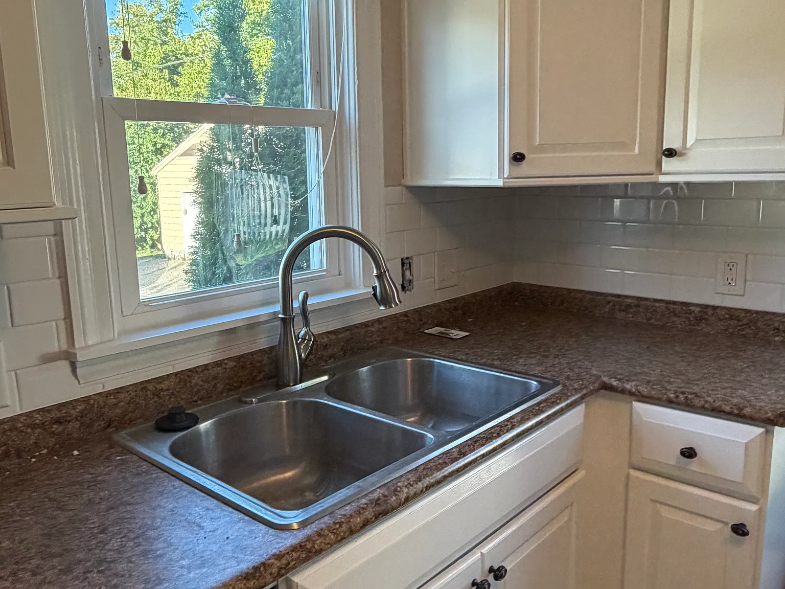 3 bed, 1800 sqft, $2,100 — Photo 4
