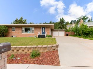 1627 38th St, Rapid City, SD 57702