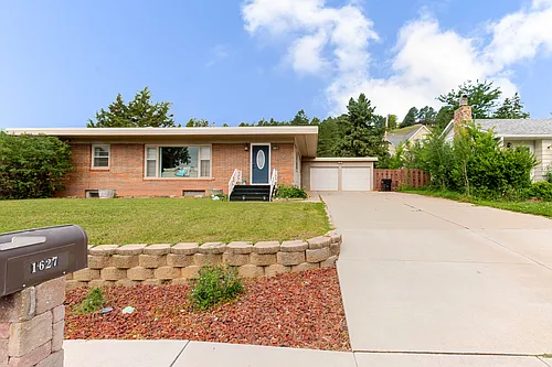 1627 38th St Photo 1