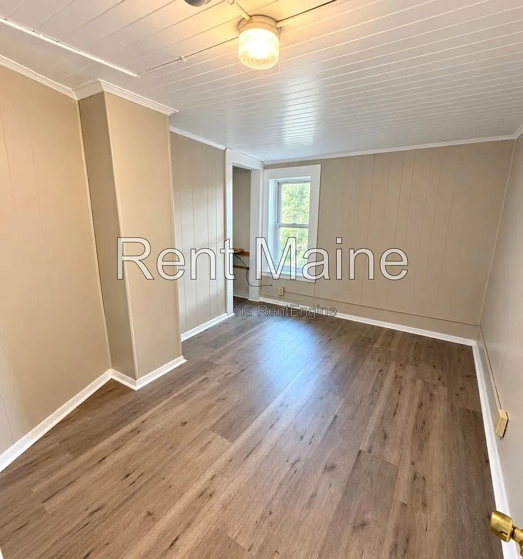 3 bed, 1.0 bath, 790 sqft, $1,800 — Photo 4