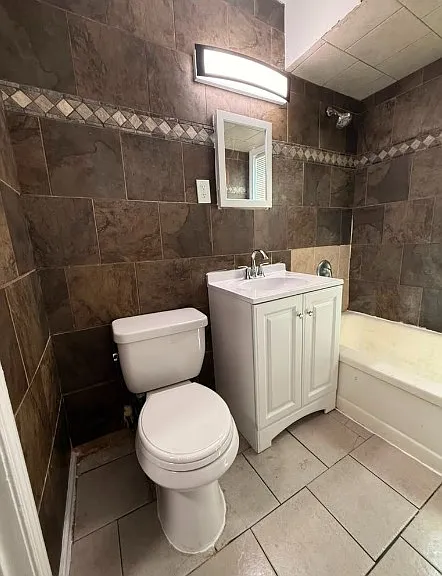 19307 Lindsay St — Photo 10