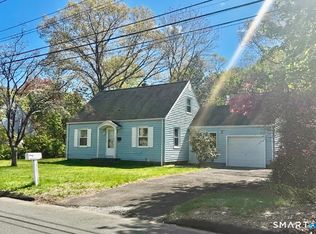 10 Monroe Street, North Haven, CT 06473
