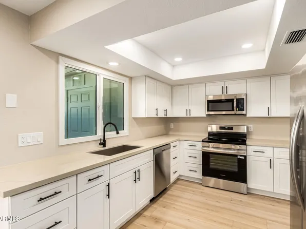 1742 W STELLA Lane, Phoenix, AZ 85015