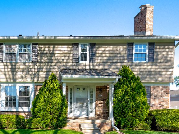 2nd image of 21049 W Glen Haven Cir #372