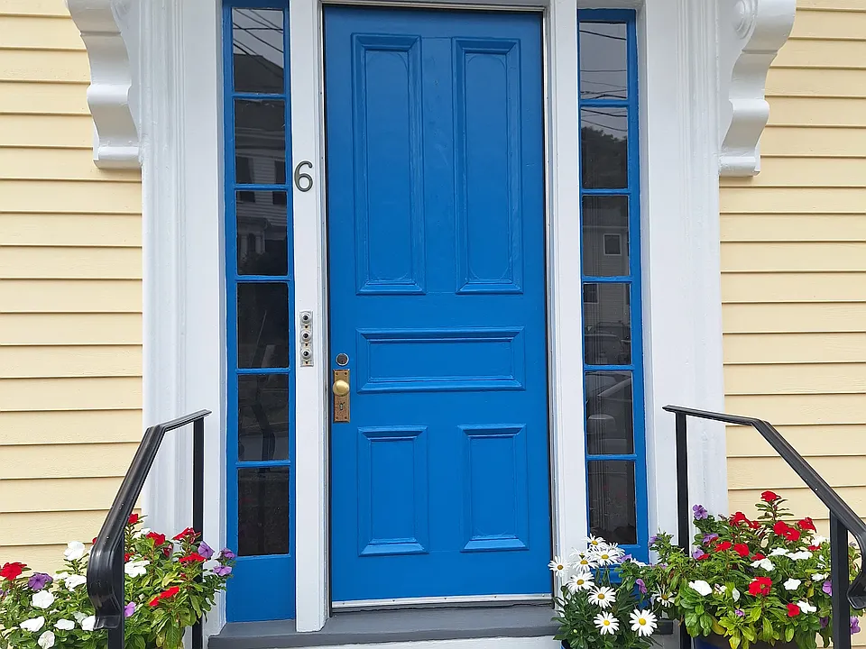 6 Pleasant St