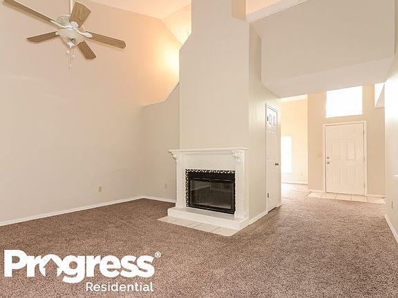 4th image of 16102 Warden Pl