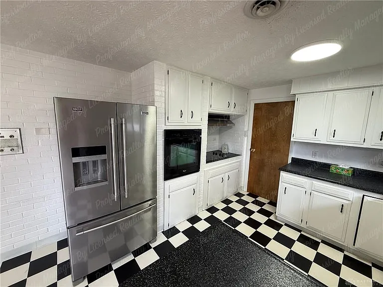 2190 Turnbull Rd — Photo 11