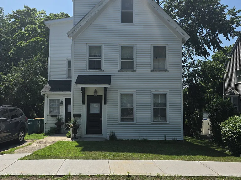 42 Myrtle St #40 — Photo 1
