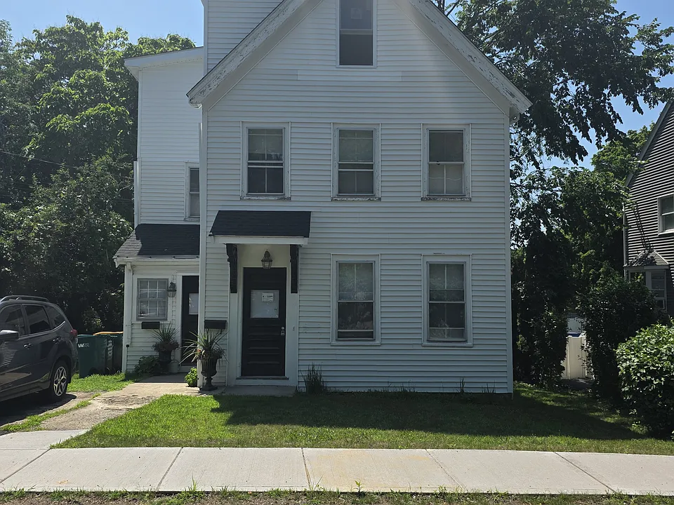 42 Myrtle St #40