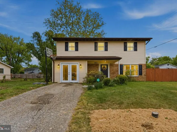 303 Garner Ave, Waldorf, MD 20602