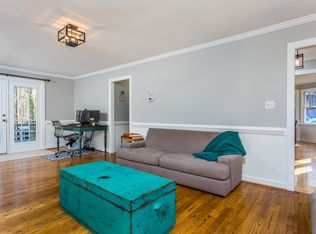 901 Balmoral Dr, Cary, NC 27511