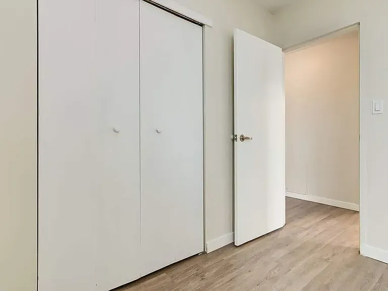 4402 50th Ave #204 — Photo 7