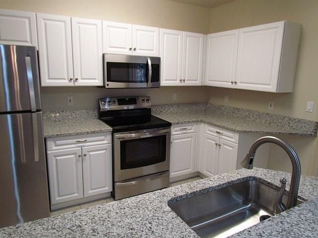 1st image of 5035 Fairways Cir APT 206