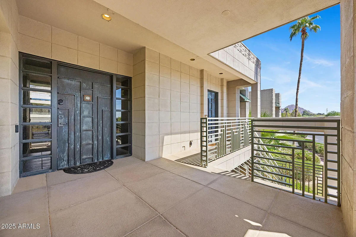 Building Photo - 2802 E Camino Acequia Dr #8