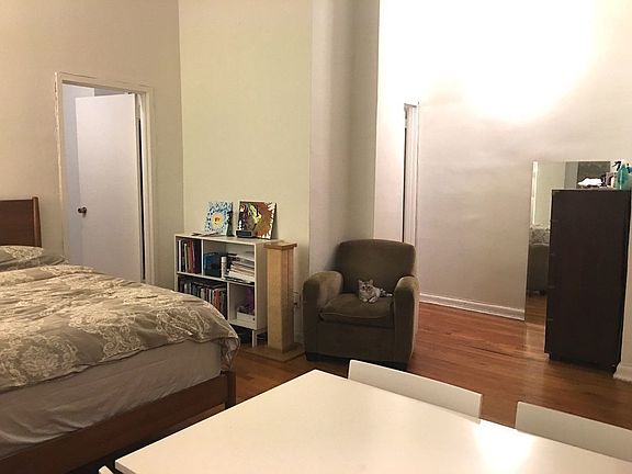 2nd image of 495 W End Ave APT 3N