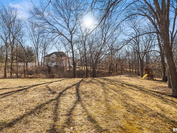 1708 Steeplechase, Washington, IL 61571
