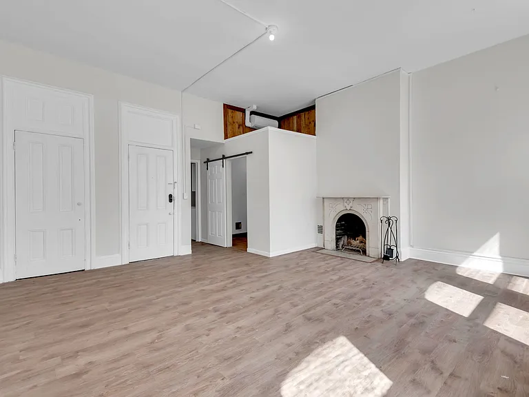 1228 Saint Paul St #3 — Photo 27