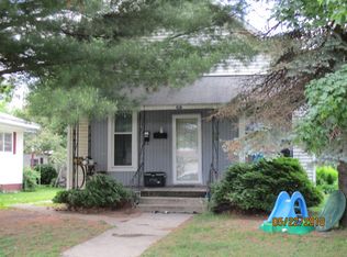 417 N 20th St, Mattoon, IL 61938