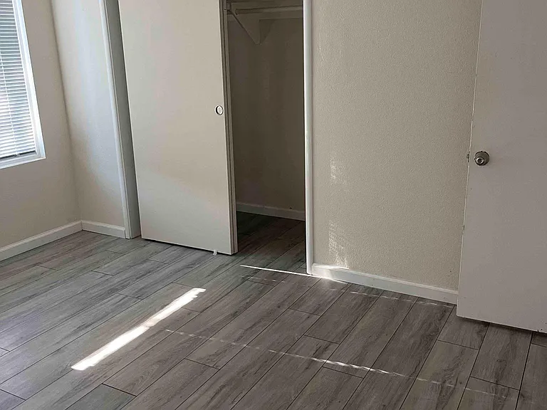129 Pioneer Ave — Photo 11