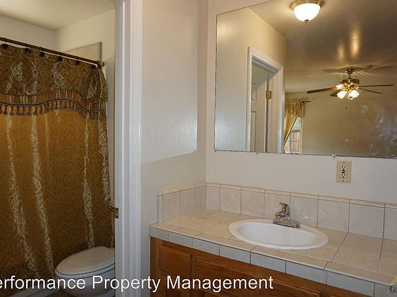 3rd image of 1617 Alta Vista Dr