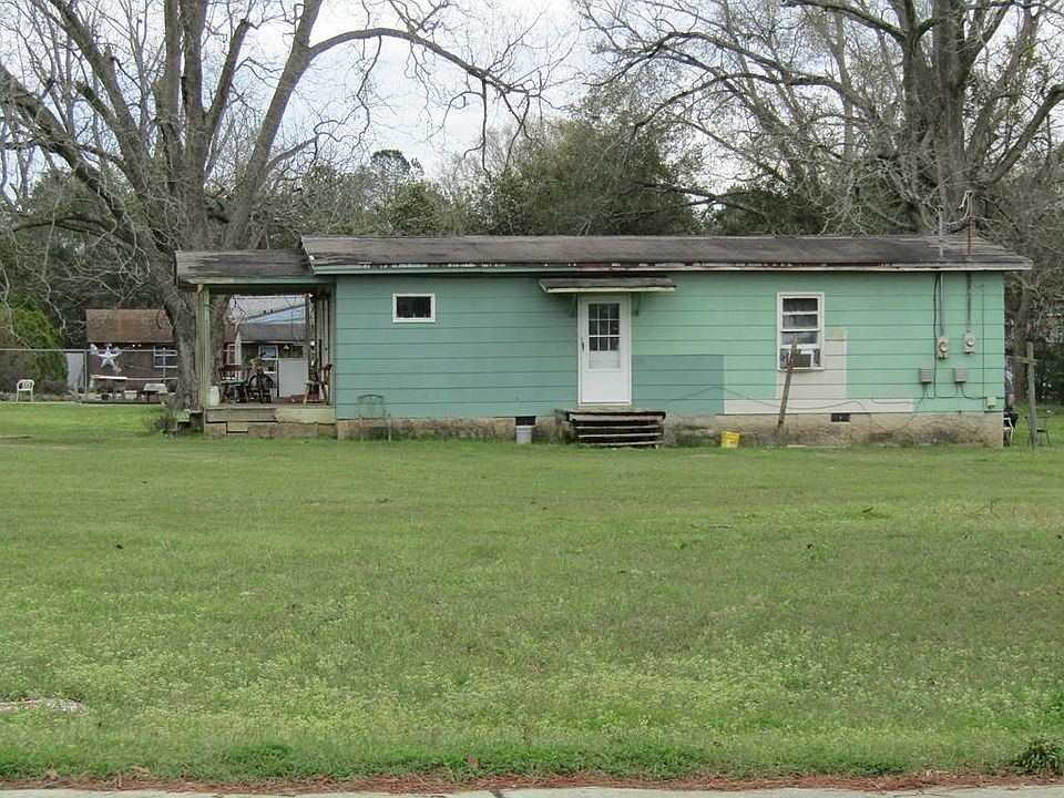 2nd image of 503 Ellis St