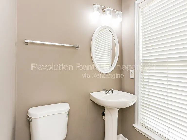 1007 Whittington Way — Photo 16