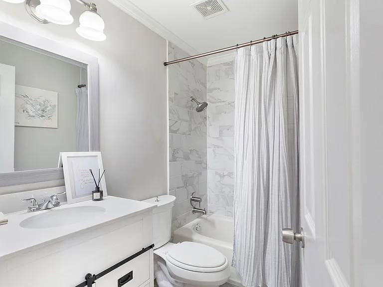 1490 Venetian Dr SW — Photo 18