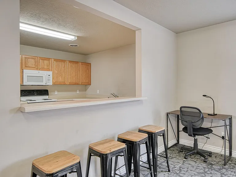 Stone Brook Apartments — Photo 40