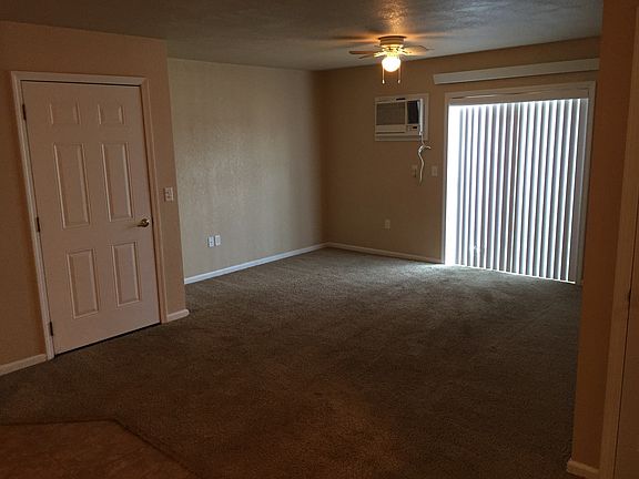 3rd image of 209 2nd St SE APT 2D