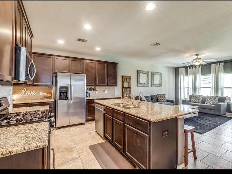 23719 San Servero Dr — Photo 14