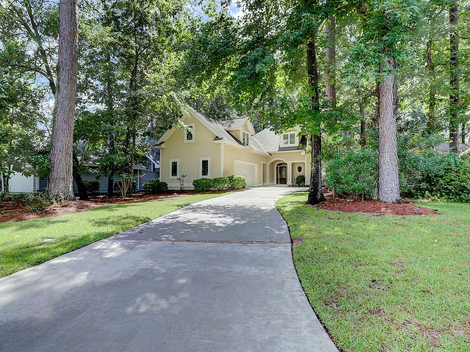 1st image of 10 Coventry Court