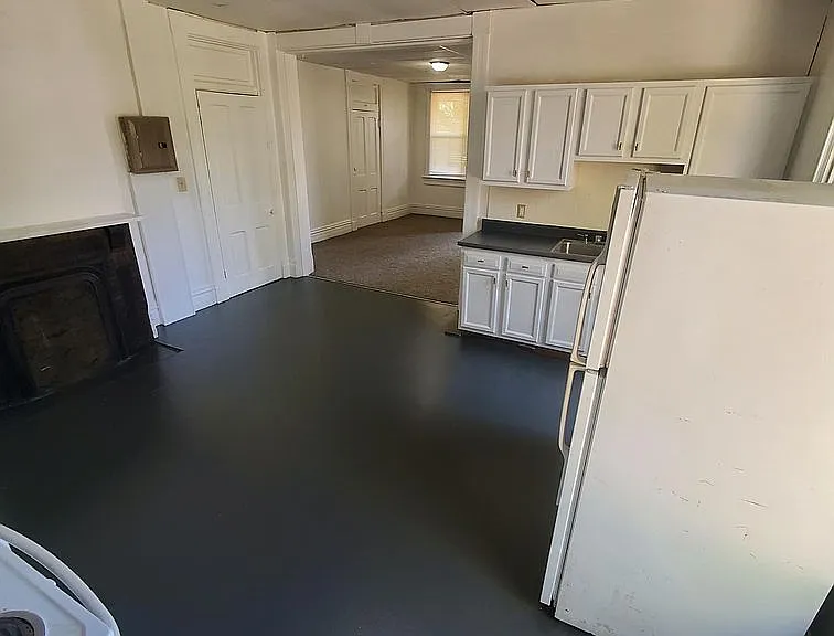 205 N C St #1 — Photo 3