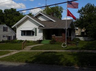 310 N Folger St, Carrollton, MO 64633