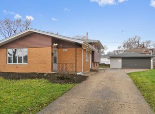 16510 Barton Ln, Oak Forest, IL