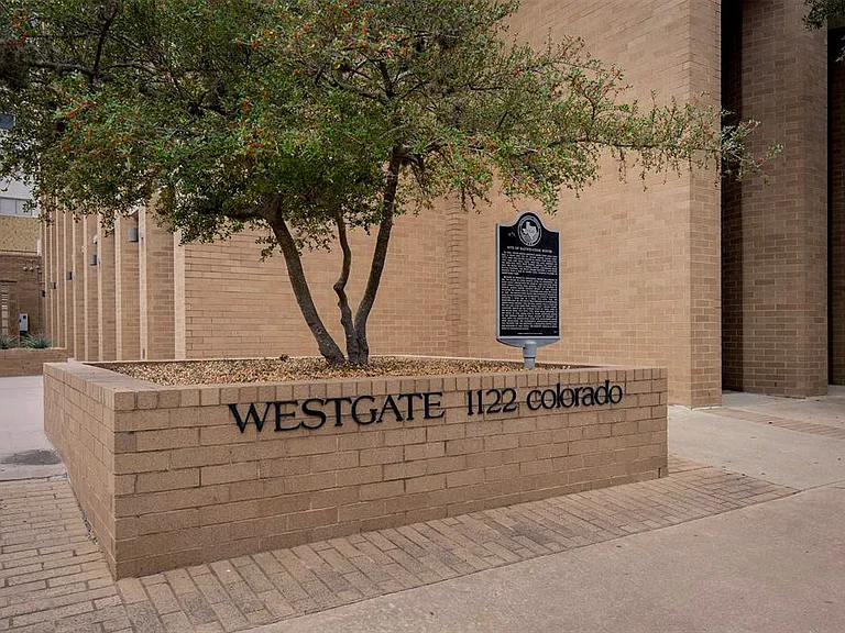1122 Colorado St #1301 — Photo 21