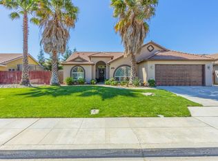 670 Saint Montelena Dr, Madera, CA