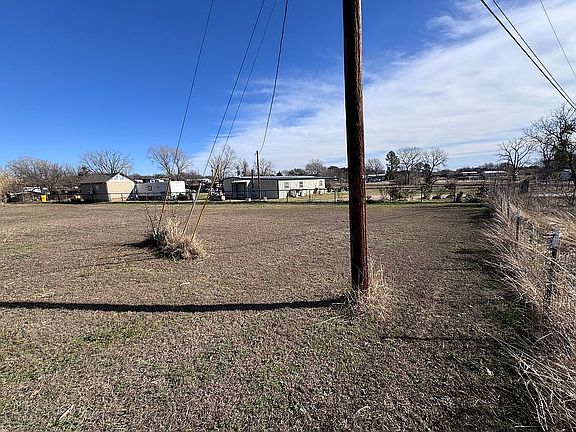 4th image of 316 Summit Dr