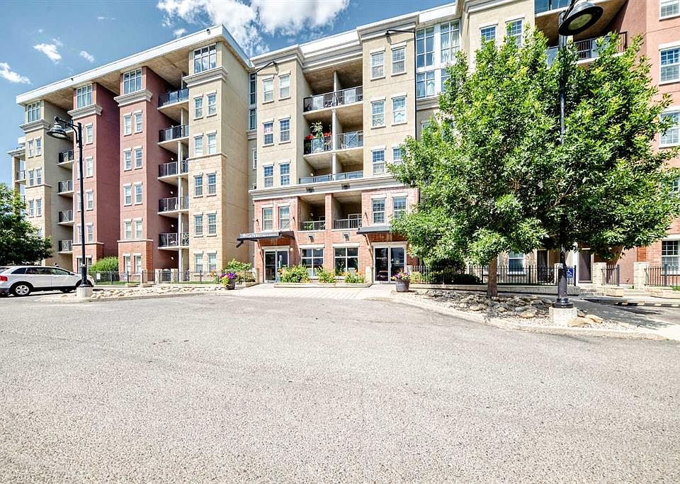 1st image of 11811 S Lake Fraser Dr SE #5601