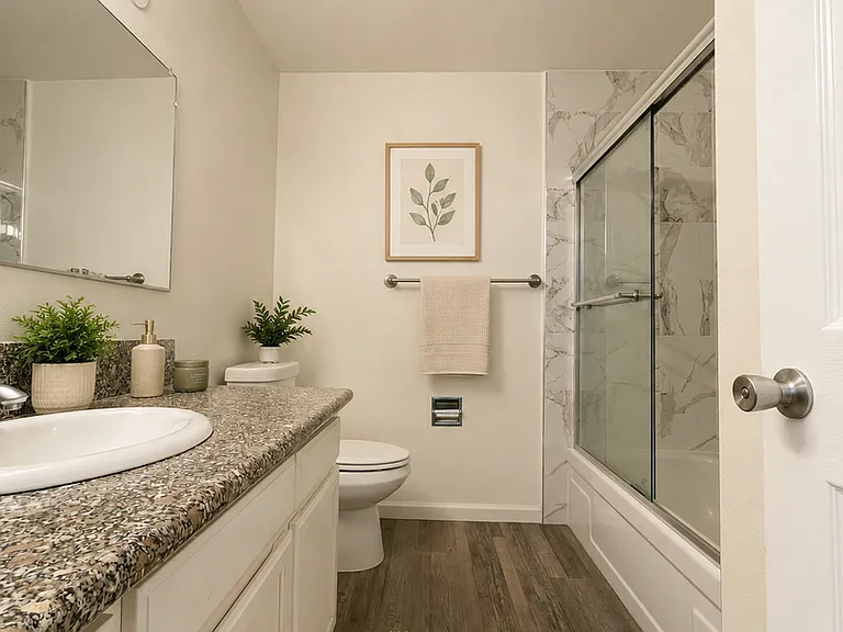 4854 E University Ave — Photo 10
