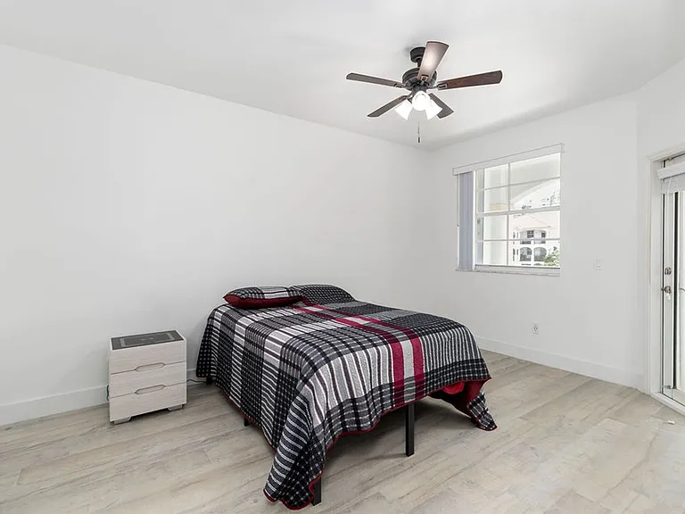 3205 NE 184th St #9203 — Photo 25