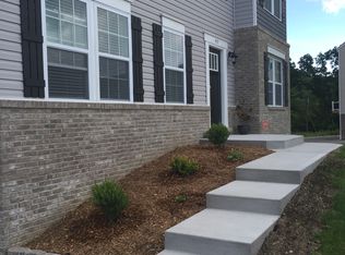 417 Quarter Horse Lane, Clinton, PA 15026