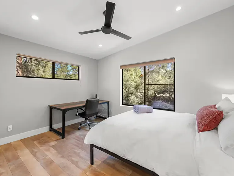 1806 Phillips Cir #1 — Photo 19