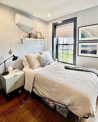 5th image of 121 Kent Ave #4B