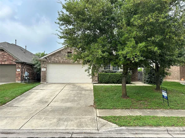 705 Harwood Dr, San Marcos, TX 78666