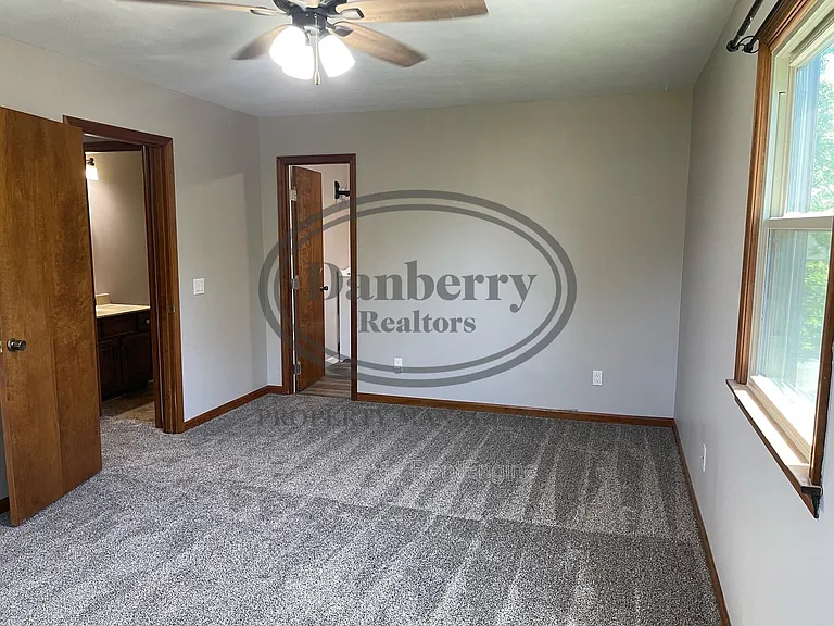 3018 Gleneagle Dr — Photo 16