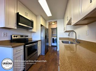 409 Enterprise Dr, Rohnert Park, CA 94928